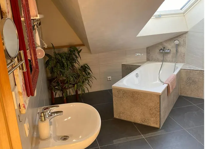 Rhoen Ebert شقة غيرسفلد